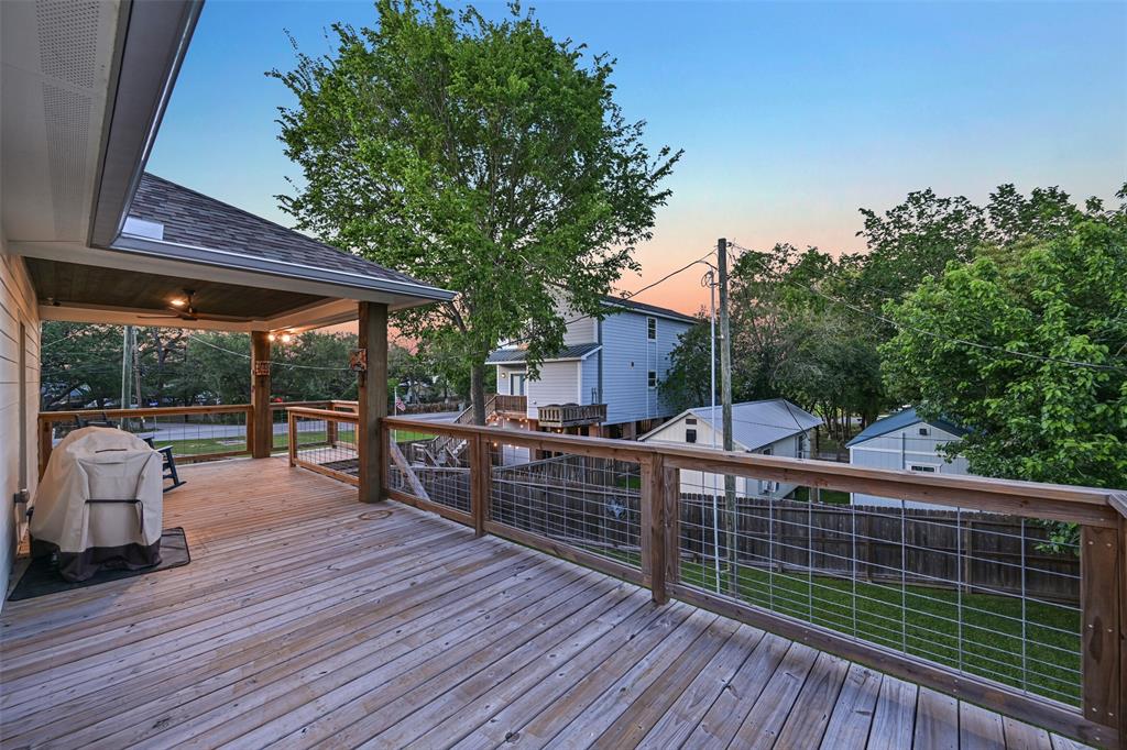 3707 Oakview Street, Bacliff, Texas image 24