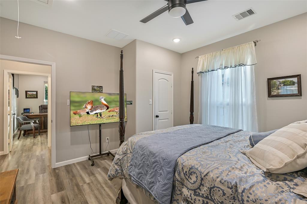 3707 Oakview Street, Bacliff, Texas image 19