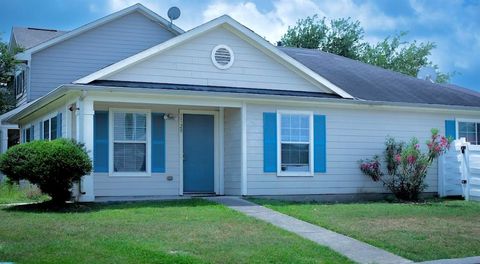 Photo of 1120 Verde Trails Drive, Houston, TX 77073 (MLS # 61964779)