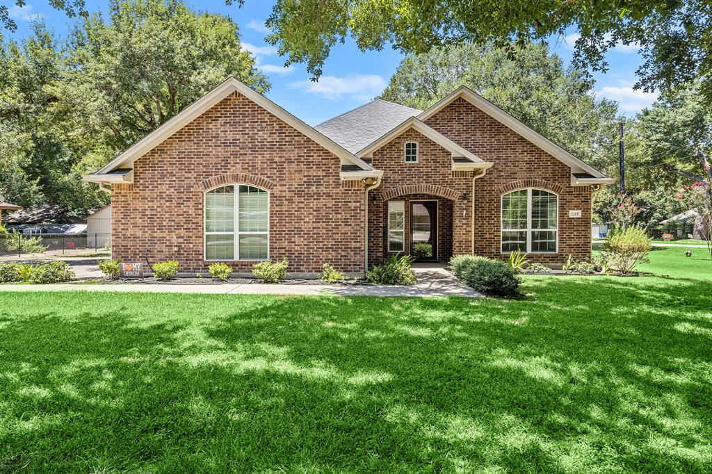 2215 Penick Road, Waller, Texas image 2