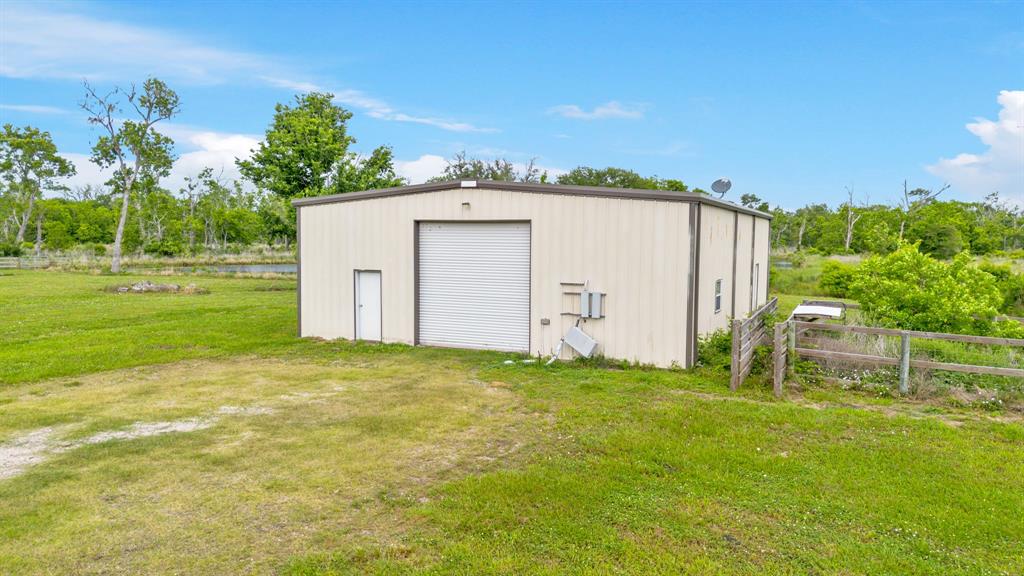 14067 County Road 809, Sweeny, Texas image 4