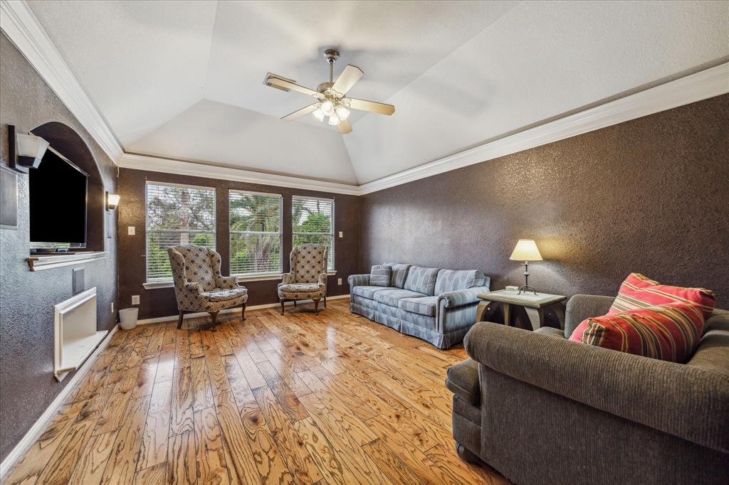 2906 Five Oaks Drive, Missouri City, Texas image 29