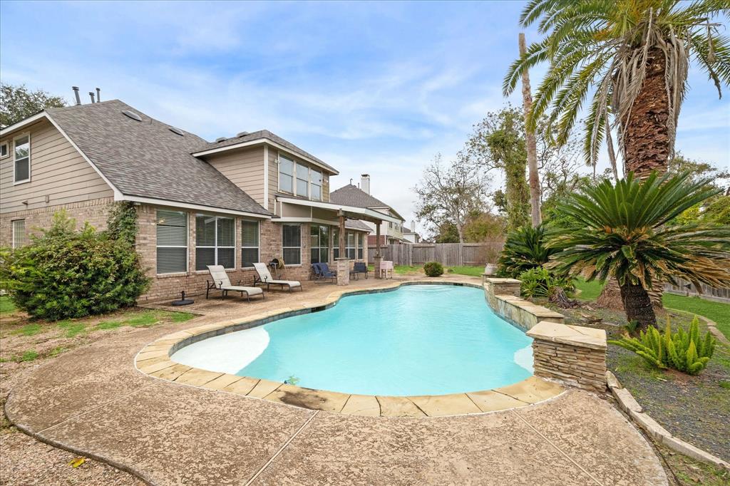 2906 Five Oaks Drive, Missouri City, Texas image 40
