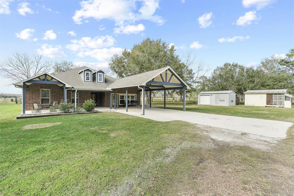 6851 County Road 2058, Hull, Texas image 2