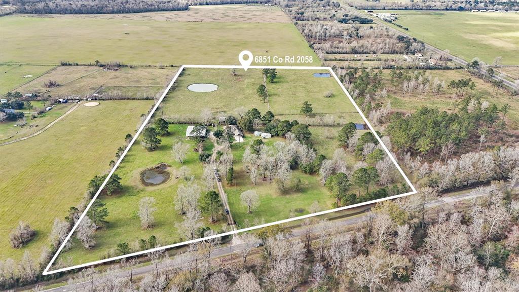 6851 County Road 2058, Hull, Texas image 31