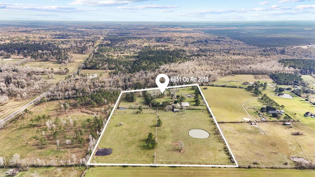 6851 County Road 2058, Hull, Texas image 32