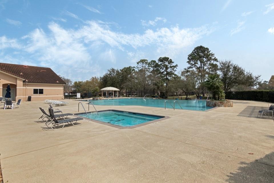 2328 S Venice Drive, Pearland, Texas image 34
