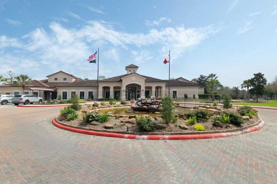 2328 S Venice Drive, Pearland, Texas image 33