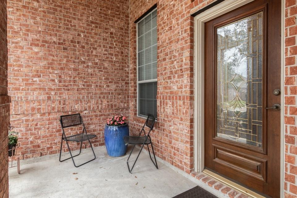 2328 S Venice Drive, Pearland, Texas image 4