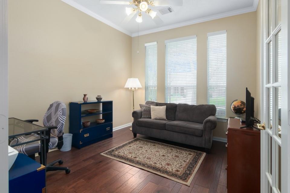 2328 S Venice Drive, Pearland, Texas image 7