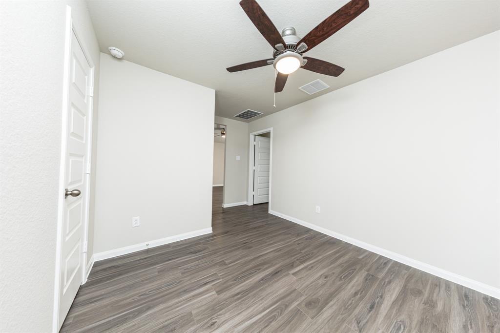 5122 Shelby Katherine Drive, Rosharon, Texas image 10