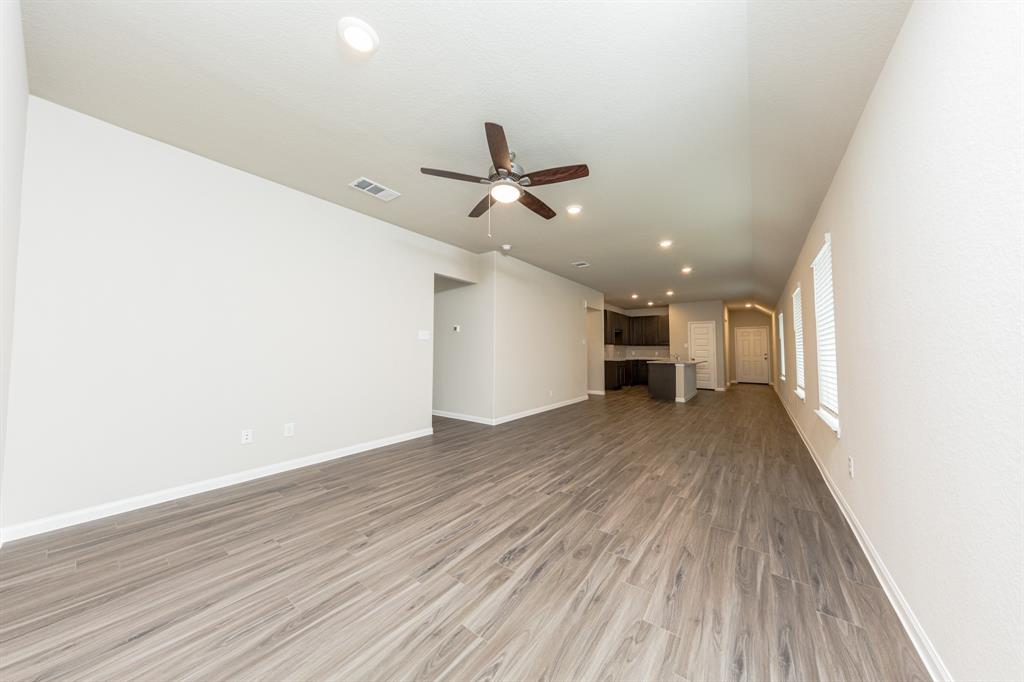 5122 Shelby Katherine Drive, Rosharon, Texas image 8