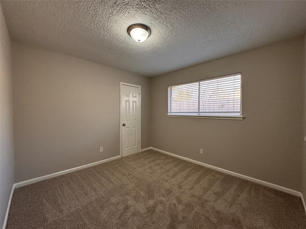 2414 Stillmeadow Drive, Missouri City, Texas image 11