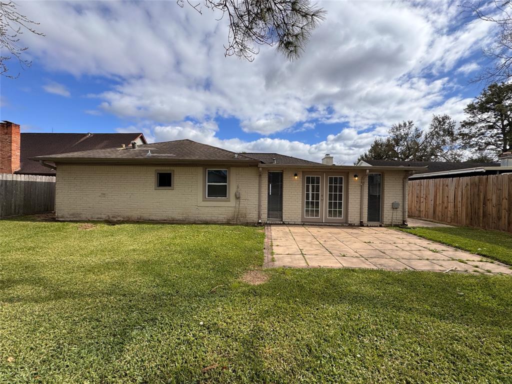 2414 Stillmeadow Drive, Missouri City, Texas image 15