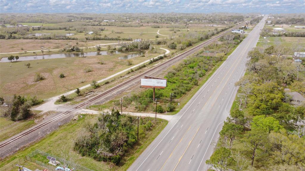000 Avenue B/hwy 6, Hitchcock, Texas image 4