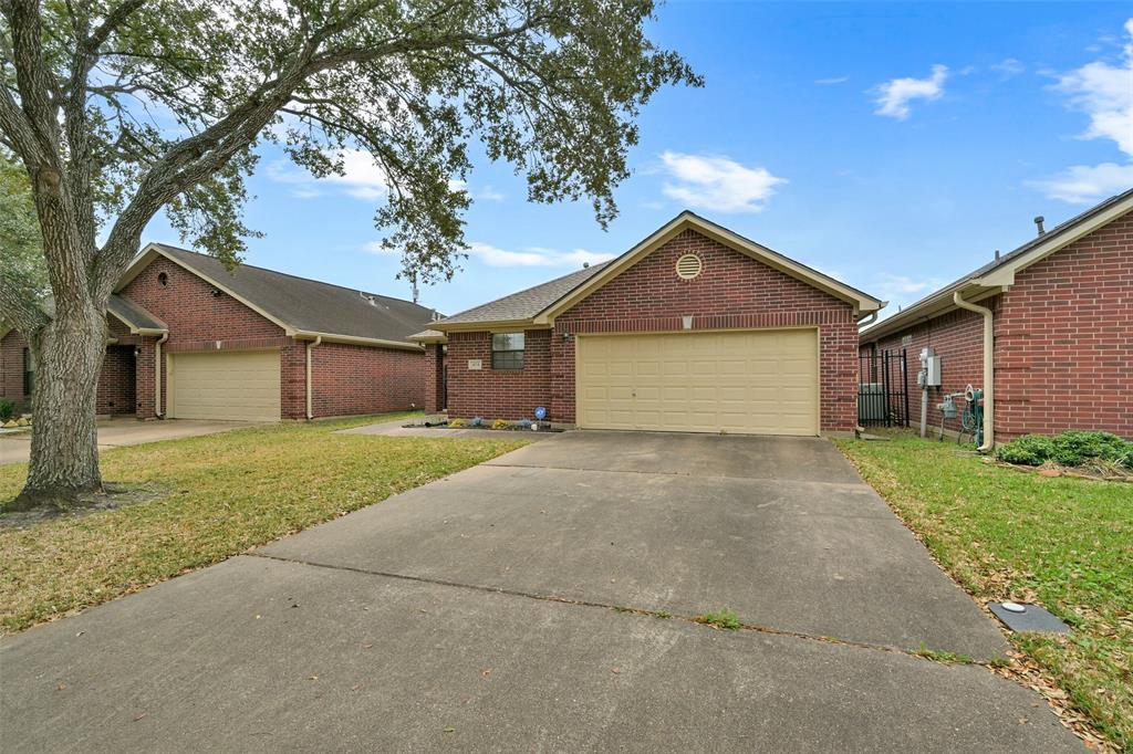 404 Live Oak Lane, Friendswood, Texas image 20