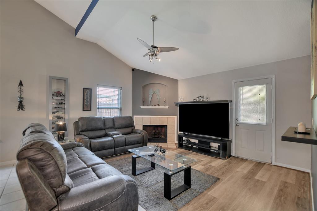 11918 S Brenton Knoll Drive, Tomball, Texas image 18