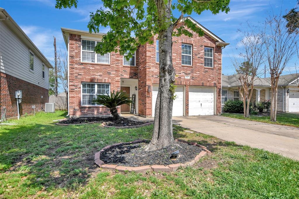 11918 S Brenton Knoll Drive, Tomball, Texas image 2