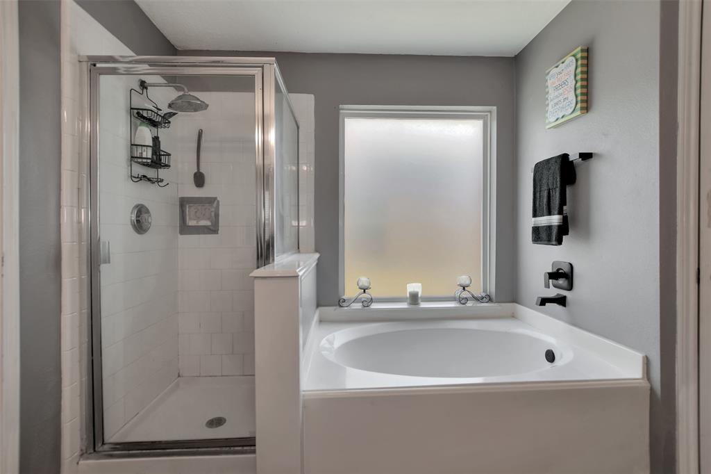 11918 S Brenton Knoll Drive, Tomball, Texas image 30