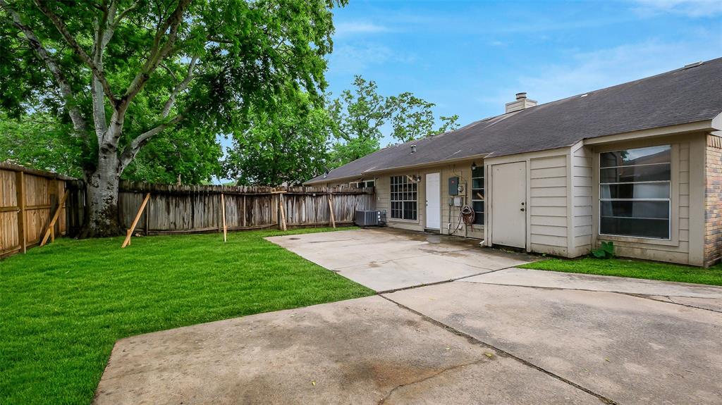 19414 Lazy Valley Drive, Katy, Texas image 17