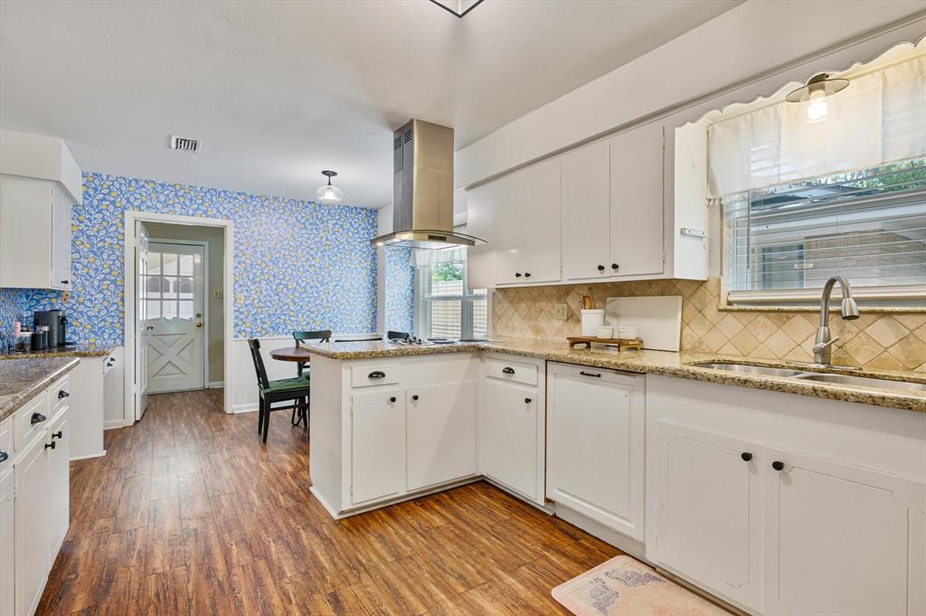 915 Timber Cove Drive, Seabrook, Texas image 24
