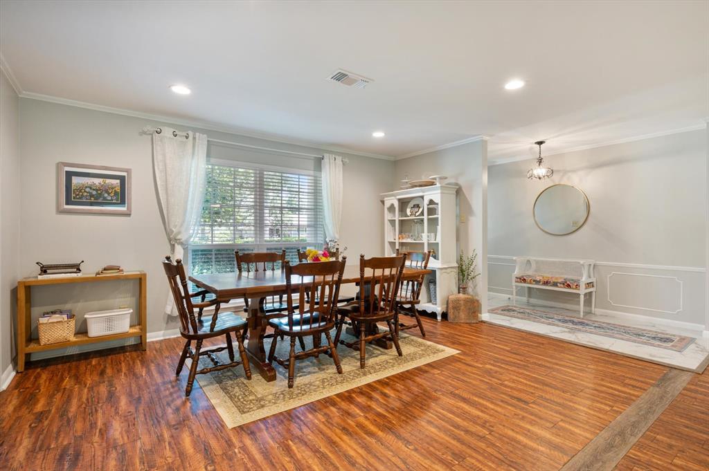 915 Timber Cove Drive, Seabrook, Texas image 18