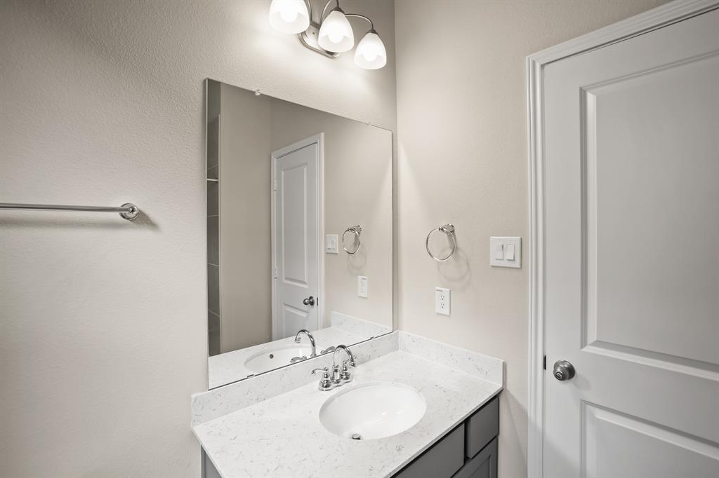 1963 Waters Branch Drive, Missouri City, Texas image 18