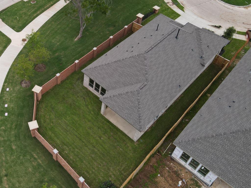 1963 Waters Branch Drive, Missouri City, Texas image 2