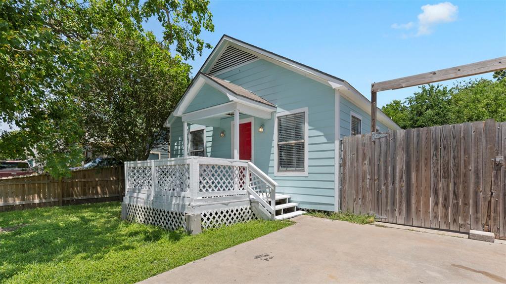 2322 34th Avenue, Texas City, Texas image 1
