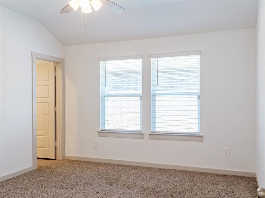 711 Boer Plains Drive, Rosharon, Texas image 11