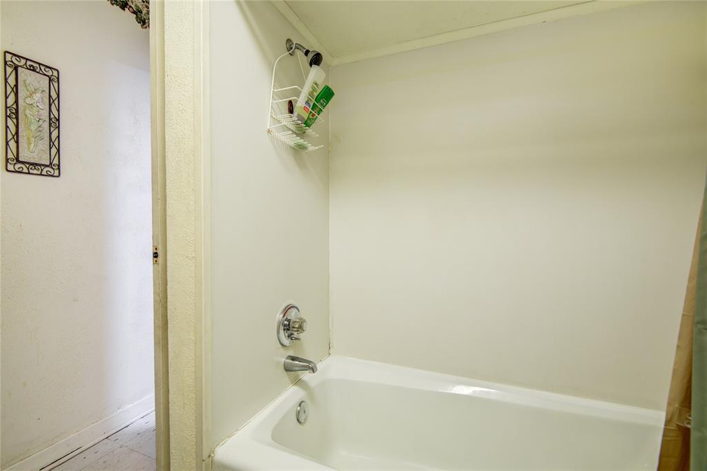 1414 W 9th Street, Freeport, Texas image 31