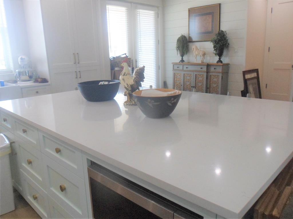 4214 Pirates Drive, Galveston, Texas image 12