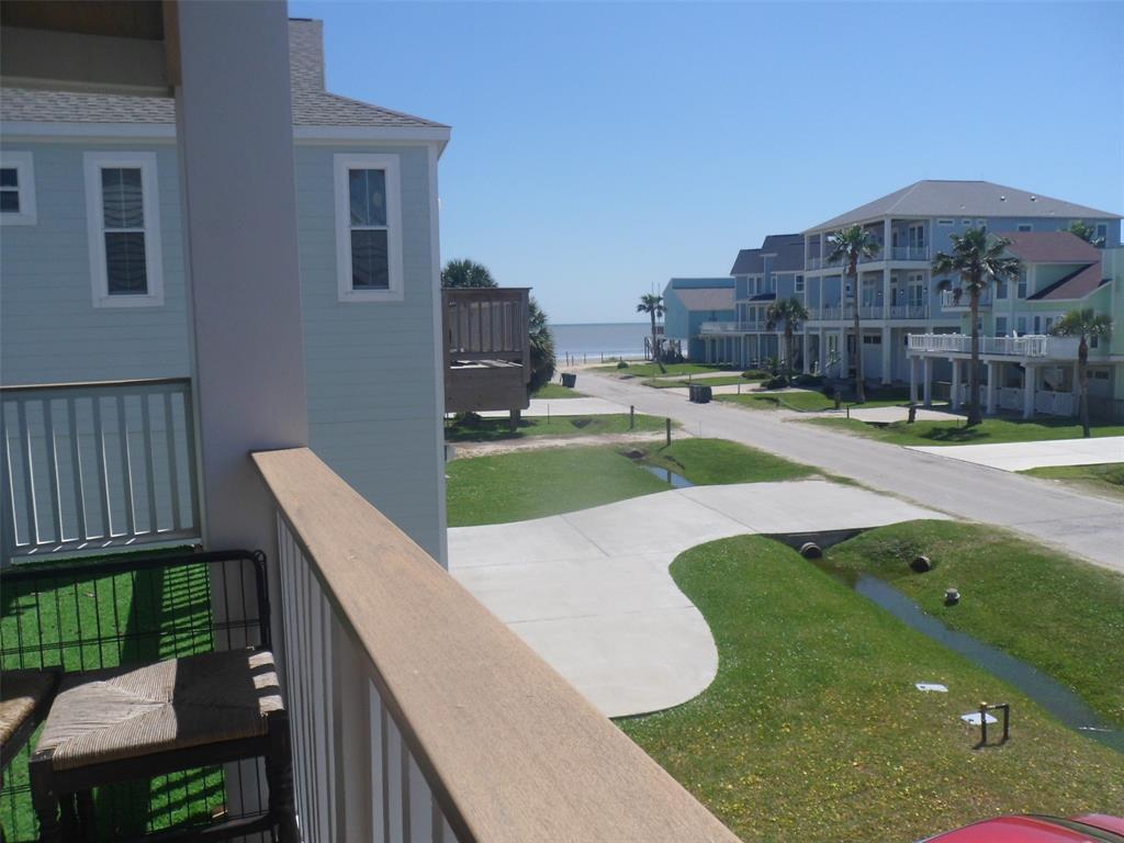 4214 Pirates Drive, Galveston, Texas image 2