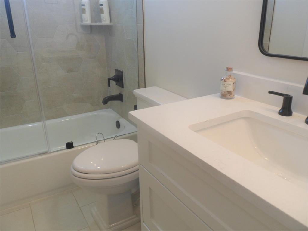 4214 Pirates Drive, Galveston, Texas image 31