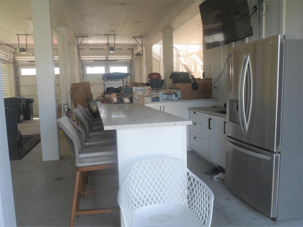 4214 Pirates Drive, Galveston, Texas image 37