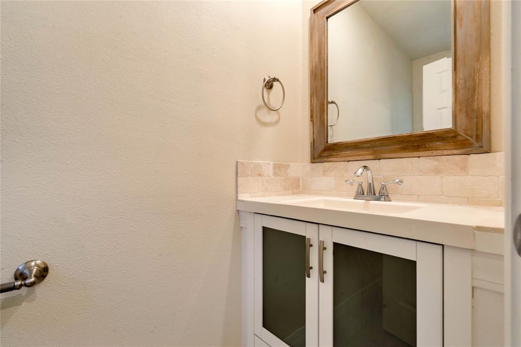37702 Broncho Road, Simonton, Texas image 35