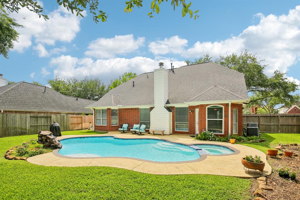 2122 Crimson Lake Lane, League City, Texas image 35