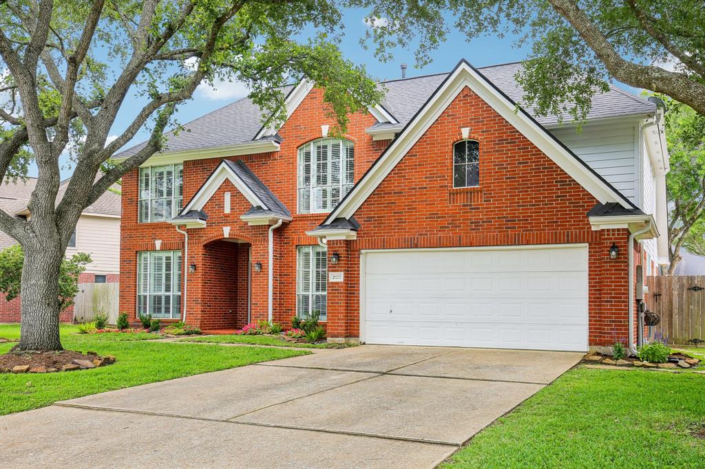 2122 Crimson Lake Lane