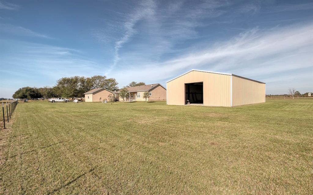 33447 Baethe Road, Waller, Texas image 37