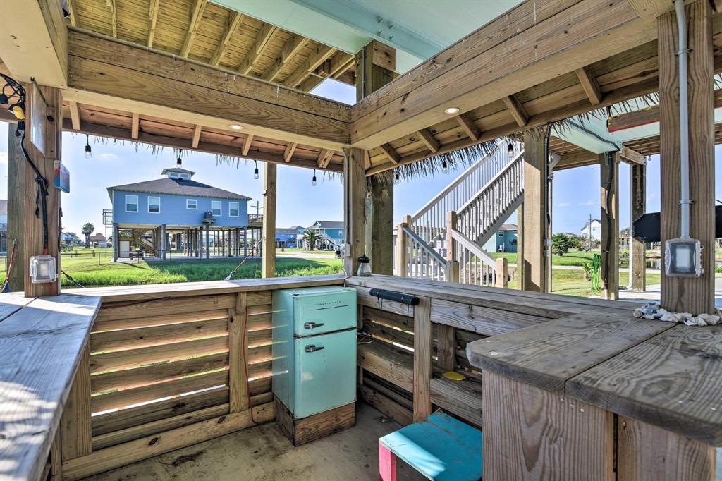 948 Holiday, Crystal Beach, Texas image 27