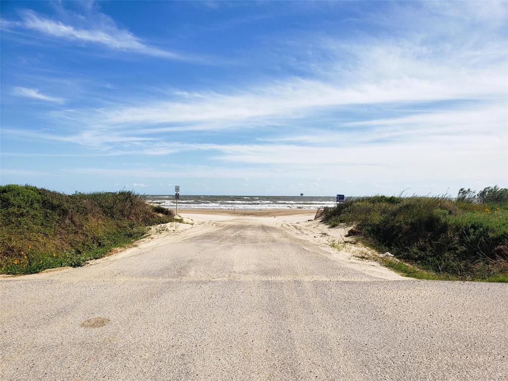 948 Holiday, Crystal Beach, Texas image 33