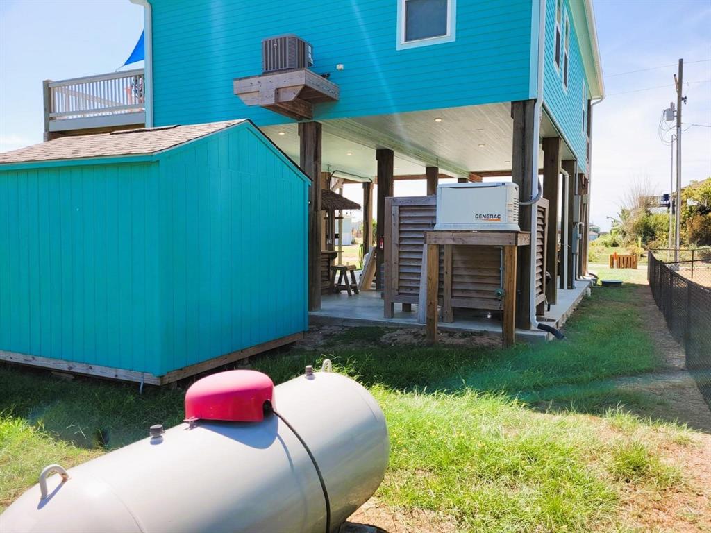 948 Holiday, Crystal Beach, Texas image 31