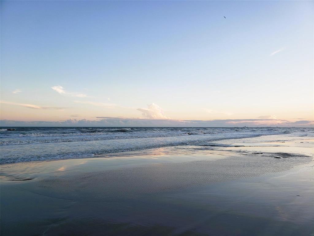 948 Holiday, Crystal Beach, Texas image 34