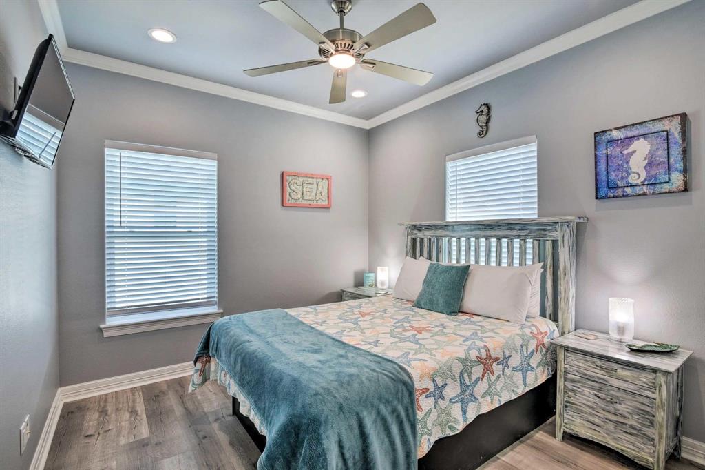 948 Holiday, Crystal Beach, Texas image 13