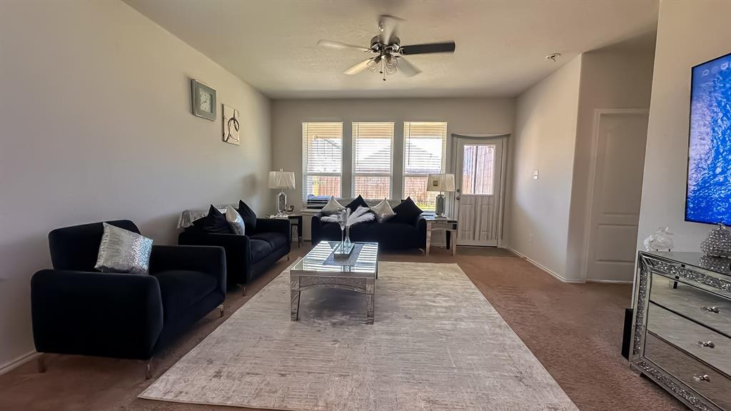22614 Rosy Heights Trail