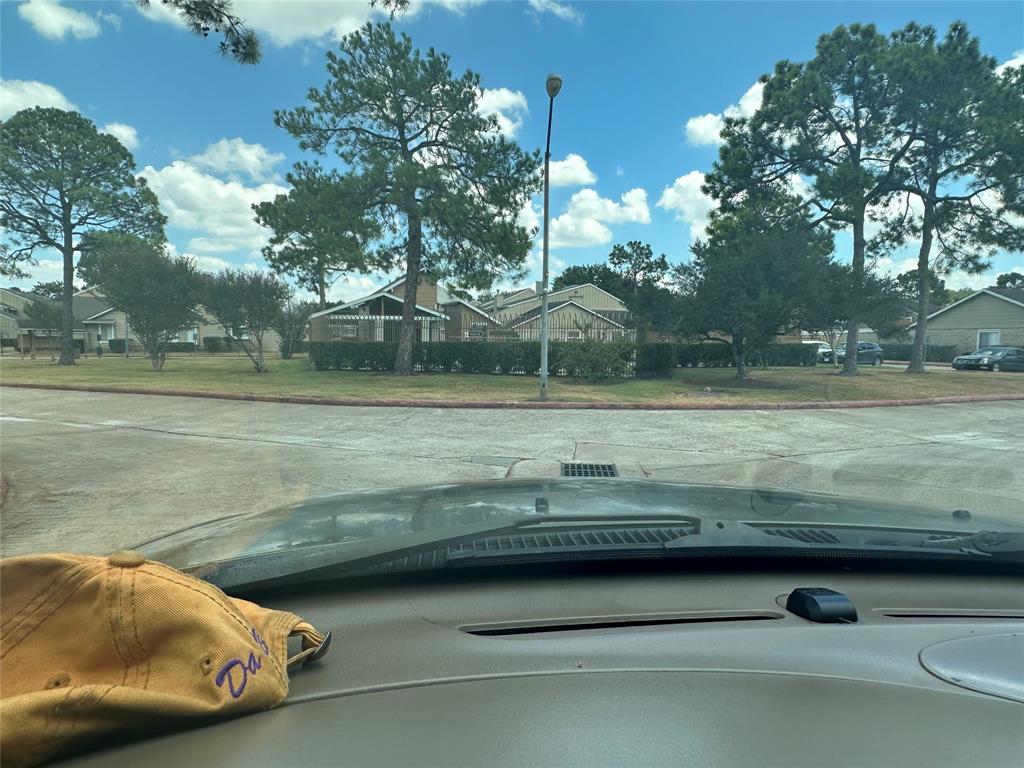 6106 W Airport Boulevard #18, Houston, Texas image 2