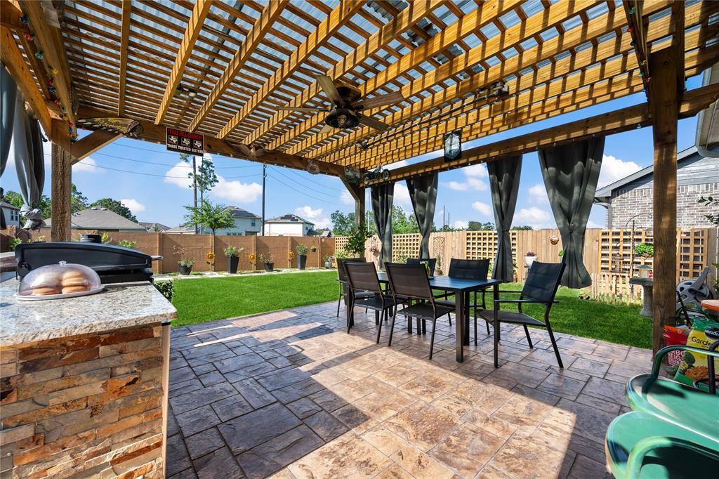6043 Windward Falls Way, Porter, Texas image 32