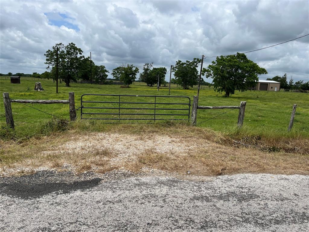 2627 Beasley West End Road, Beasley, Texas image 1