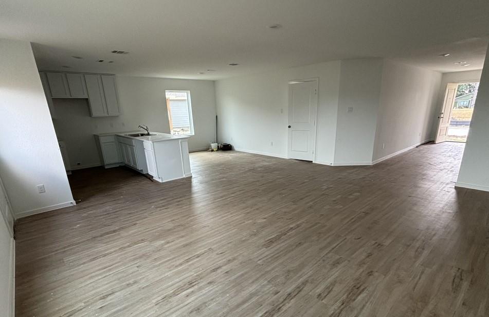 Photo 8 of 15 of 241 Houston Avenue house