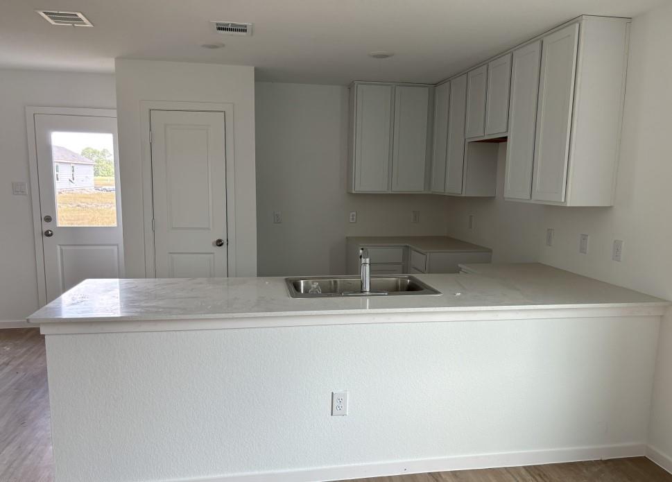 Photo 6 of 15 of 241 Houston Avenue house